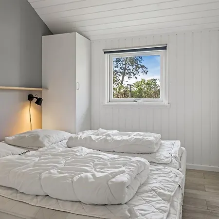 Feriehus Persa - From The Sea By Interhome Hals